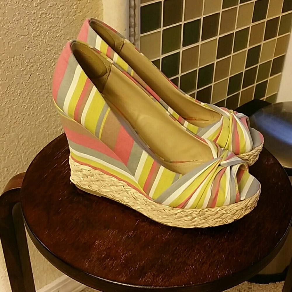 Multicolor Wedge High Heels